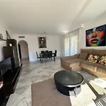 Letsmarbella - Grand 3Br Corner Apt - Marina Banus