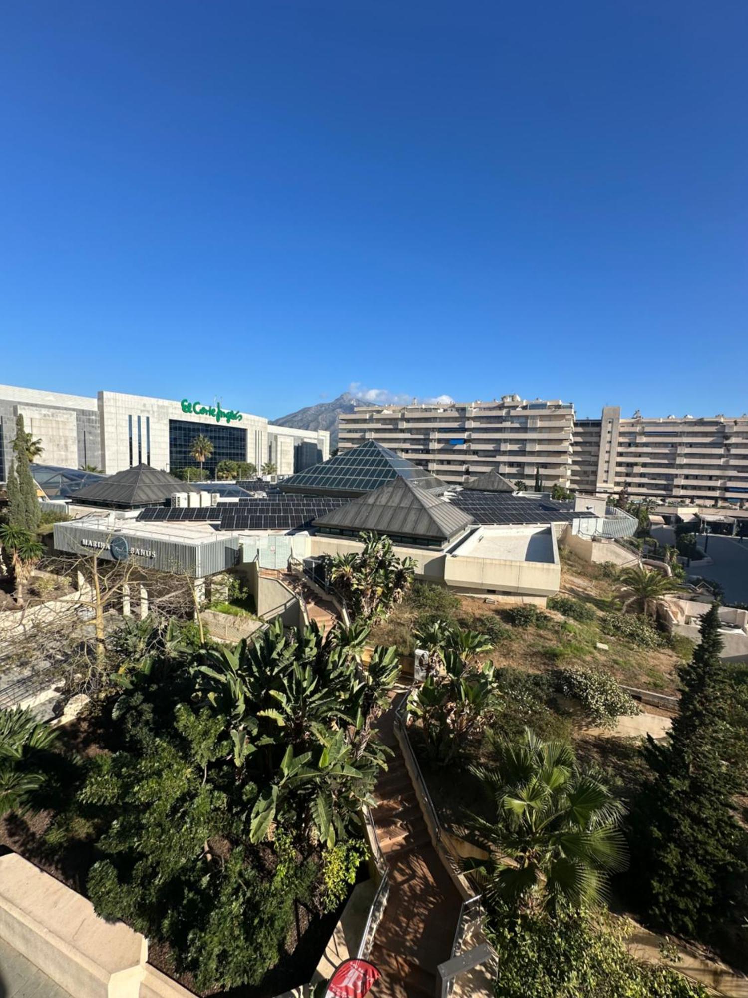 Letsmarbella - Grand 3br Corner - Marina Banus Apartment *